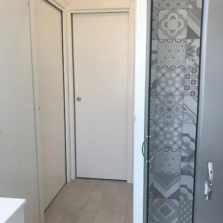 Locchi Suite_ Careggi/meyer/tramvia A Due Passi! Apartment